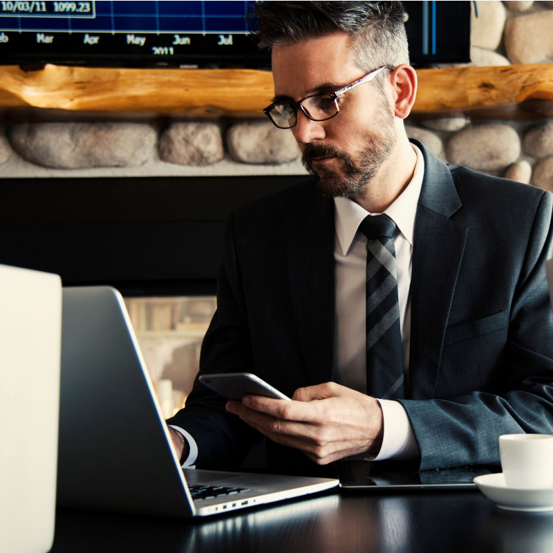 coaching-and-becoming-team-business@Canva – Man in Black Holding Phone coaching-and-becoming-team-business@Canva - Man in Black Holding Phone